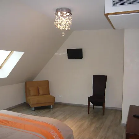 Domaine D'Auxonnettes Chambres D'Hotes Et Gites Saint-Fargeau-Ponthierry Room photo