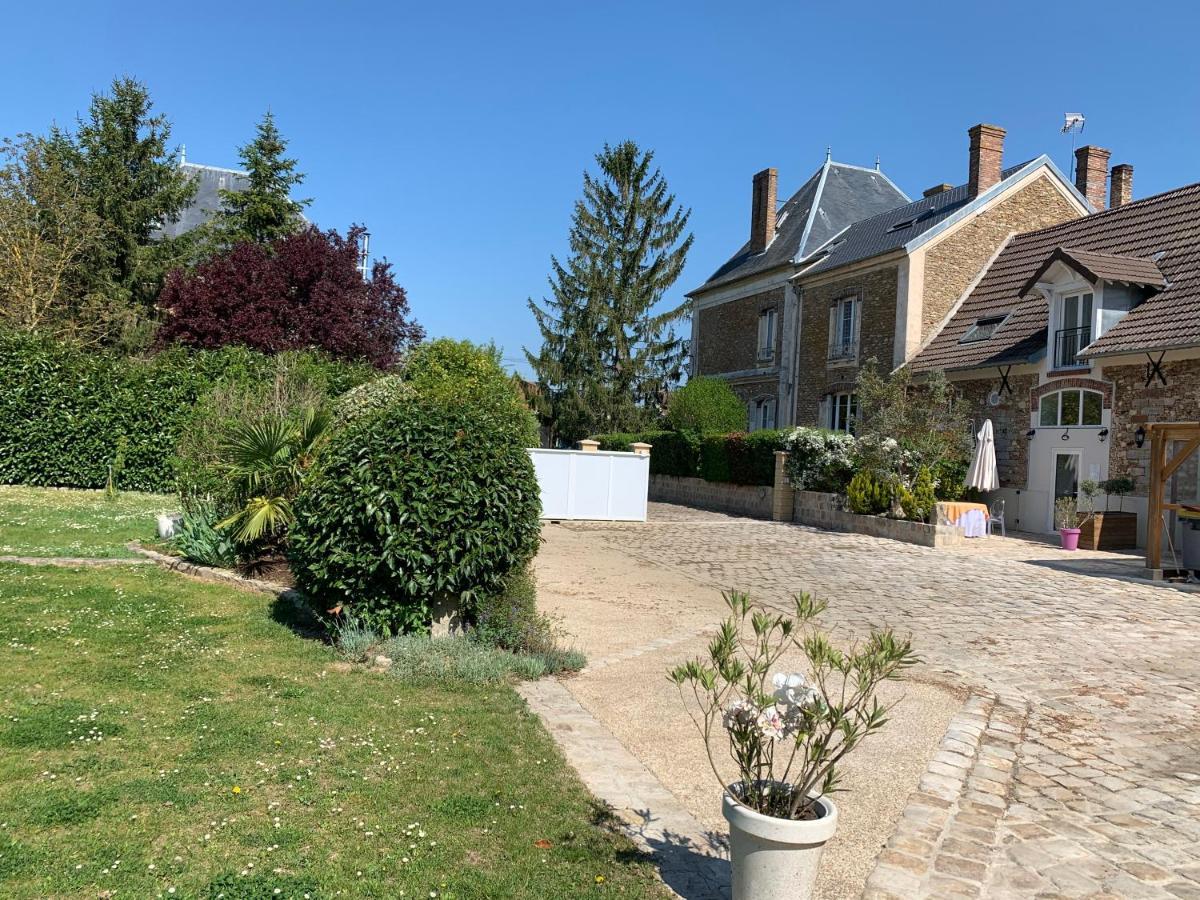 Domaine D'auxonnettes D'hotes Et Gasthuis
