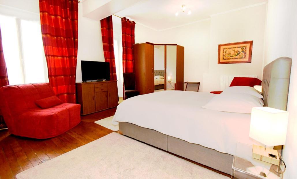 Domaine D'auxonnettes D'hotes Et 3*